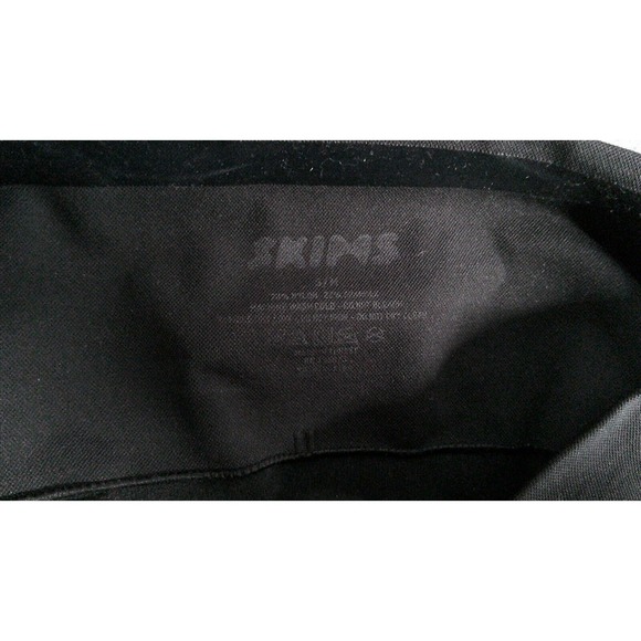 SKIMS Kim Kardashian Core Control Brief Color Onyx Black S/M SH-MTB-0109 NWOT - Picture 3 of 6